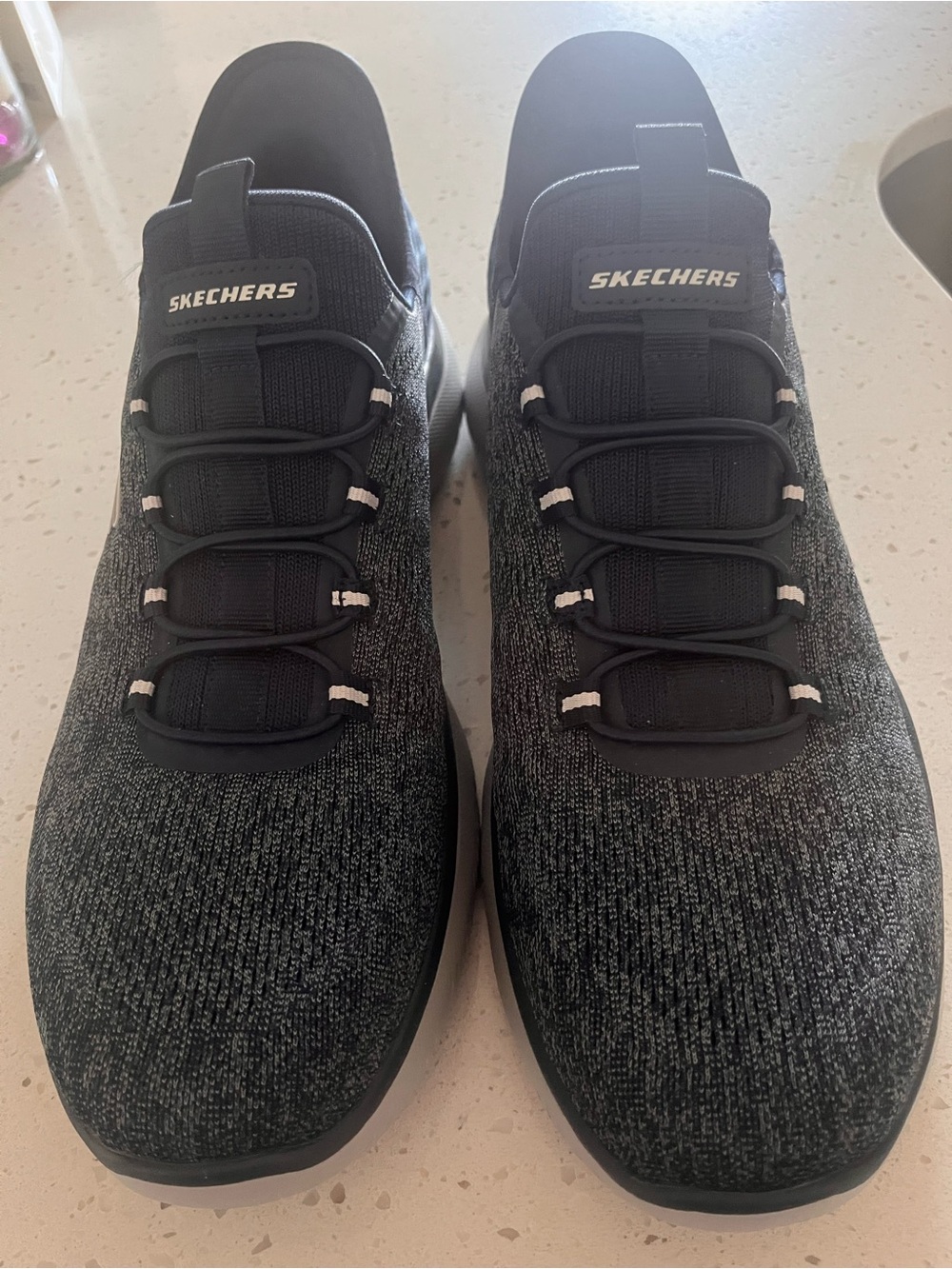 Skechers Hands Free Slip-ins Summits - Key Pace. Navy 
Size 12.